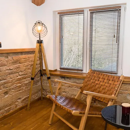 Stylish Maisonette By The Sea Garden - Modern Comfort In The Heart Of By Flat Mаnager Daire